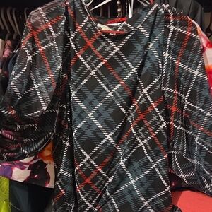 Red and Green Boxy Blouse with Short Sleeves